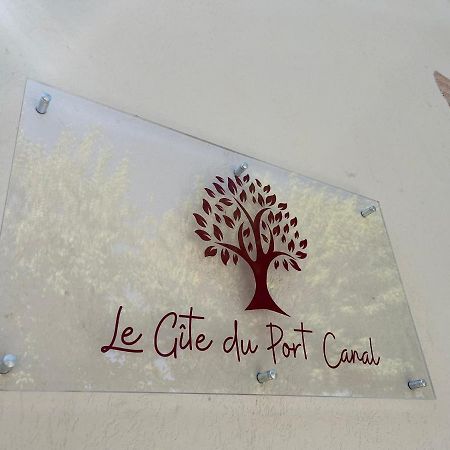 Le Gite Du Port Canal Moissac Exterior photo